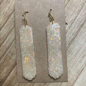 Chic Gold and Cream Iridescent Dangle Earrings